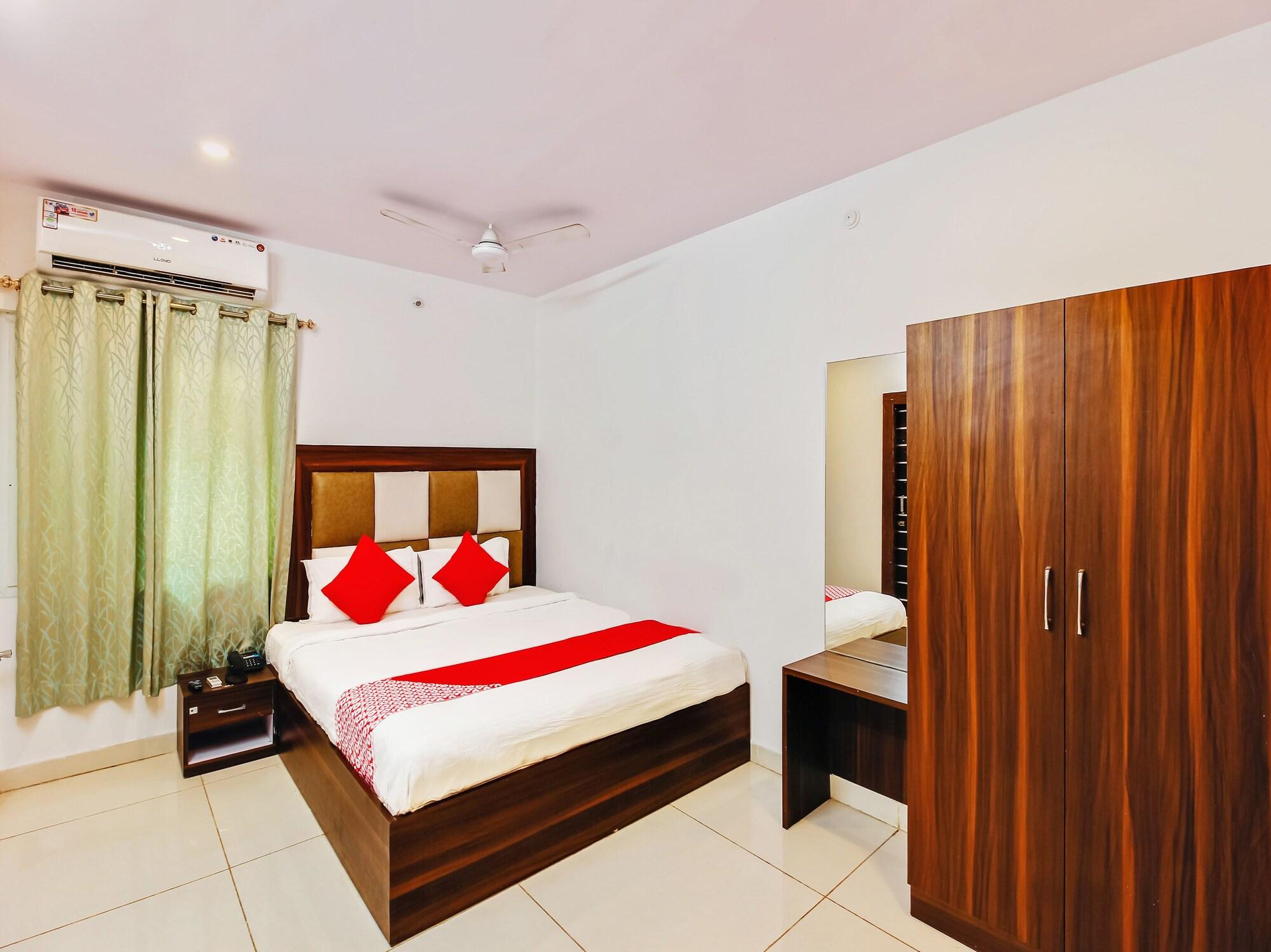 Oyo 29131 Hotel Mn Grand Shamshabad Esterno foto
